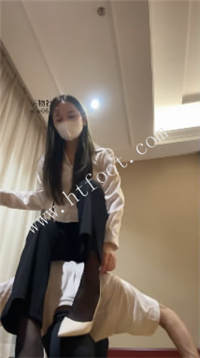 dx423q4a43z.jpg