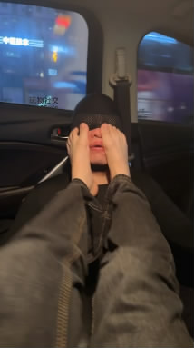 eera5ajjp2h.jpg