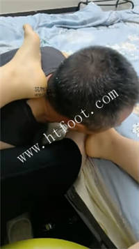 yi54qdf03q0.jpg