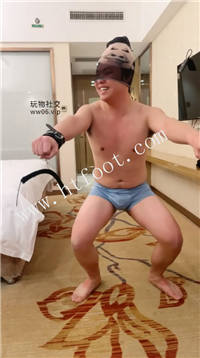 w00pgq3i3w4.jpg