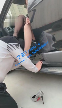 zr5ti3wklx3.jpg