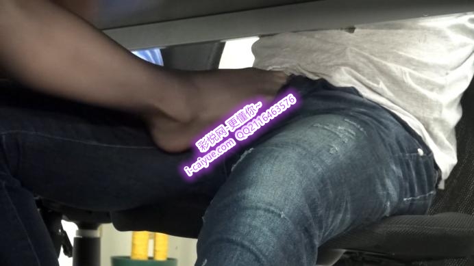 hpfnnmab4h3.jpg