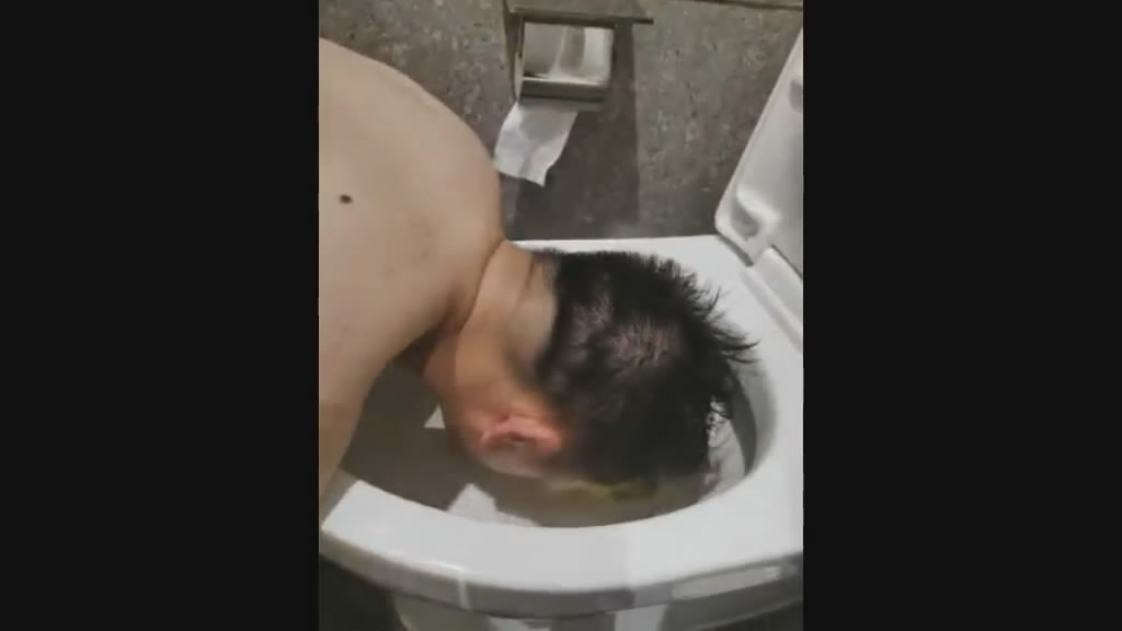 mjqs0phamha.jpg