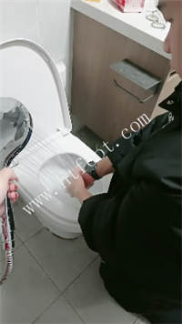 001232xz6wf19r07460cv8.jpg