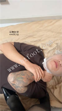 231002nu41cc10251lfw2c.jpg