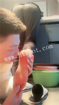 224005qil7oqhwyyqsrw0l.jpg