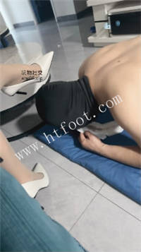 223931sz69dmn0860430fm.jpg