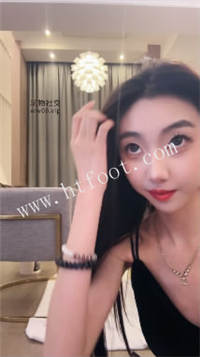 003205mwwhju9y9pww3pcr.jpg