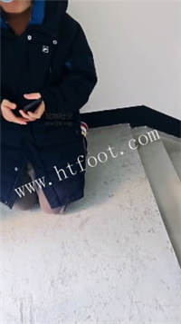 003851dkmzpkcpzk9u911i.jpg
