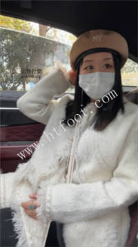 010305fdb3eq5agd395qli.jpg