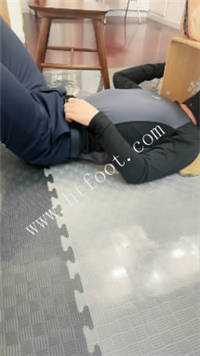 072932hj666yo11miq1ady.jpg