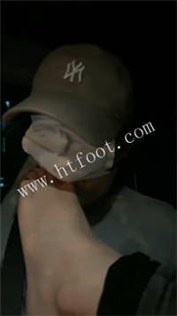 003702t7xm942m31u9gg33.jpg