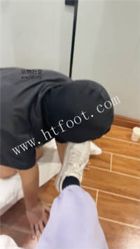 004632ifp8onmikccemeft.jpg