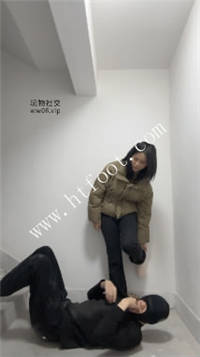 021809ko6b7n63ob65k779.jpg