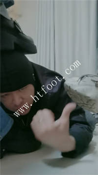 023912znveijvk0akf8xqf.jpg