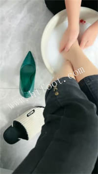 061654aff1v5d21deqq5t8.jpg