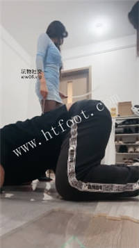 032852j27z7u7hmxt77cjl.jpg