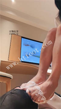 010244v9sc79e90ur2r72z.jpg