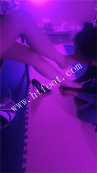 090216nw1ifzifssshiyti.jpg