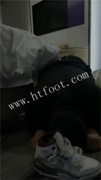 123817s0gvti0nk8yt8zy6.jpg