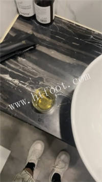 021709hvoljjjcu2col1os.jpg