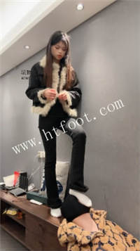 112051wxxm7hxsggttmjzx.jpg
