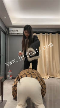 112048pce02si0dnmc29zi.jpg