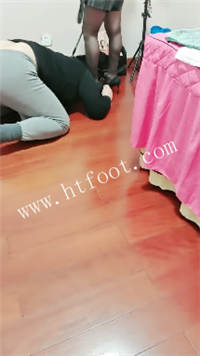 112404dibpshi6j6yp6hjs.jpg
