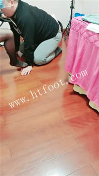 112403yg85ea8mx625leom.jpg