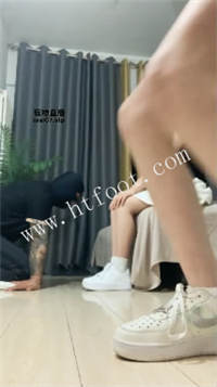 060938y1l0xy87yt1m1zso.jpg
