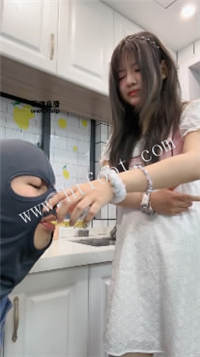 061551j18mtrkkgr5zgafr.jpg