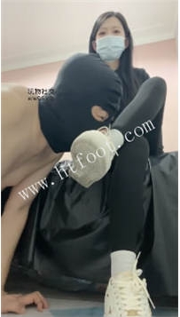 ZB395 樱木花椒】玩玩贱46分钟